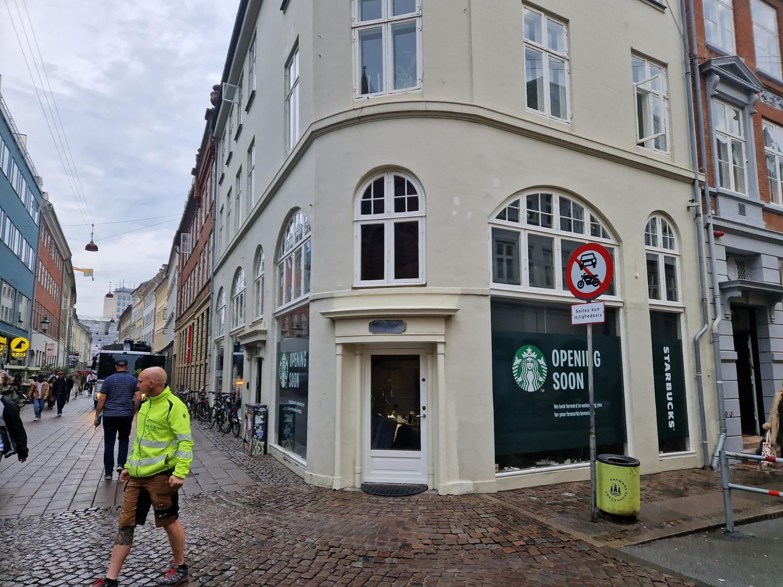 Starbucks Fiolstræde KBH PO 7001020414